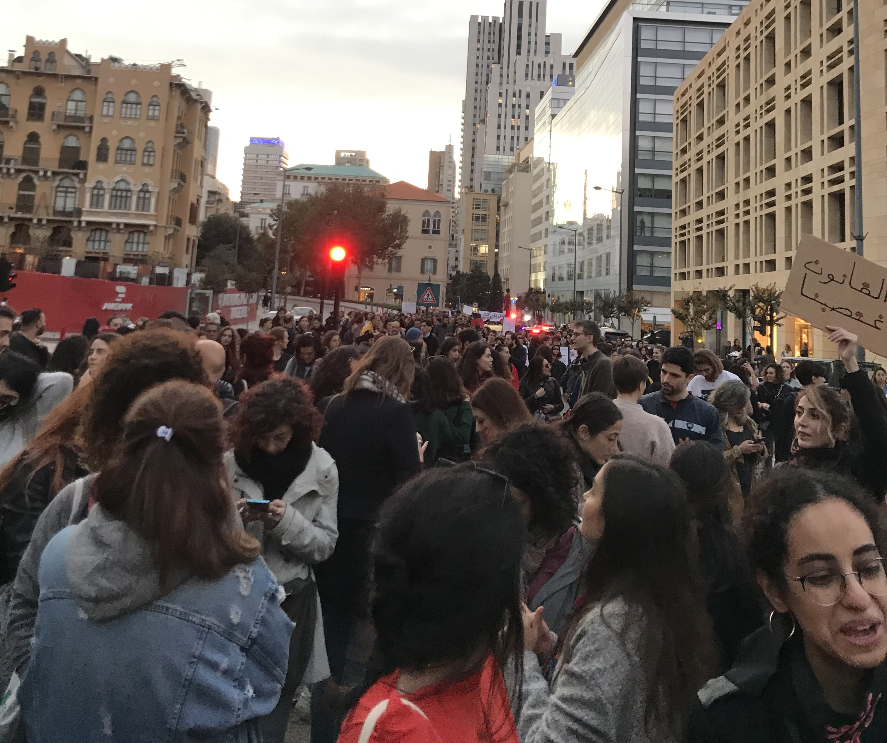 Women’s Activism in the Lebanese October Uprising: The Promises and Pitfalls of Women-Centered Politics